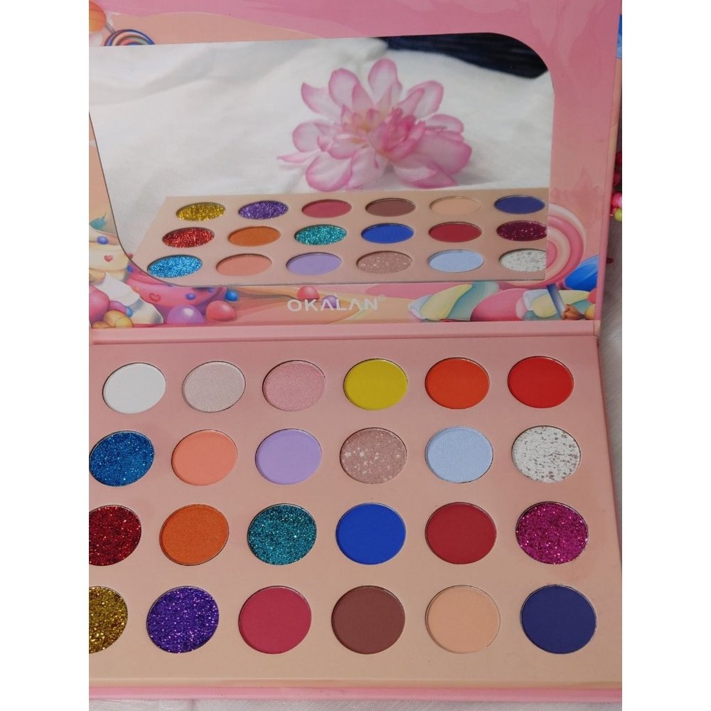 Candyland eyeshadow Palette